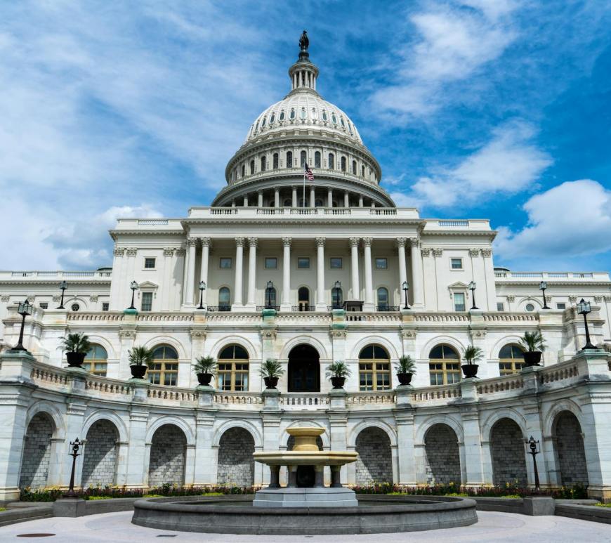 white concrete buildinh